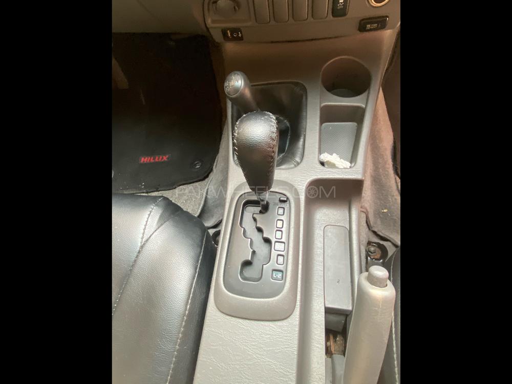 Toyota Hilux 2012 for Sale in Islamabad Toyota Hilux 2012 for Sale in Islamabad Image-15