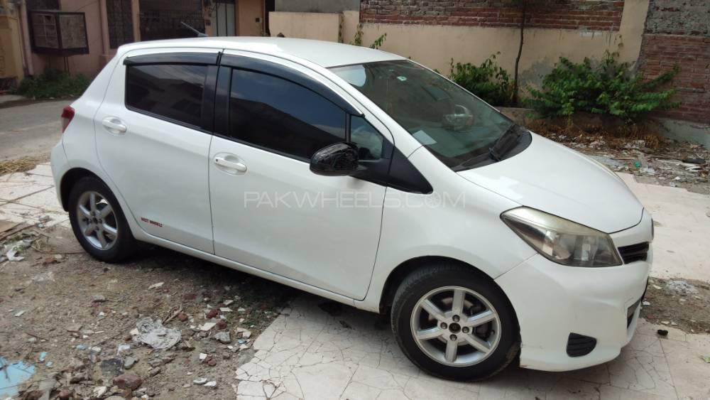 Toyota Vitz 2011 for Sale in Lahore Toyota Vitz 2011 for Sale in Lahore Image-6