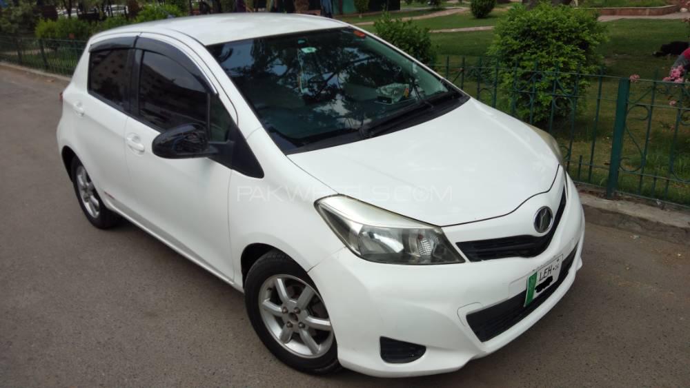 Toyota Vitz 2011 for Sale in Lahore Toyota Vitz 2011 for Sale in Lahore Image-8