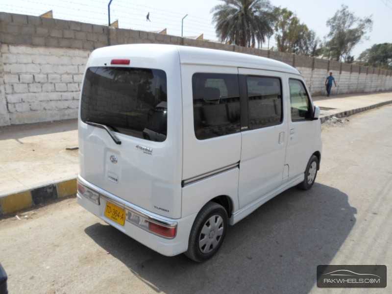 Daihatsu Atrai Wagon 2008 for Sale in Karachi Image-1