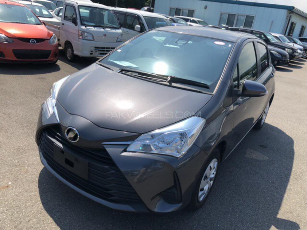 Toyota Vitz 2017 for Sale in Sahiwal Toyota Vitz 2017 for Sale in Sahiwal Image-9