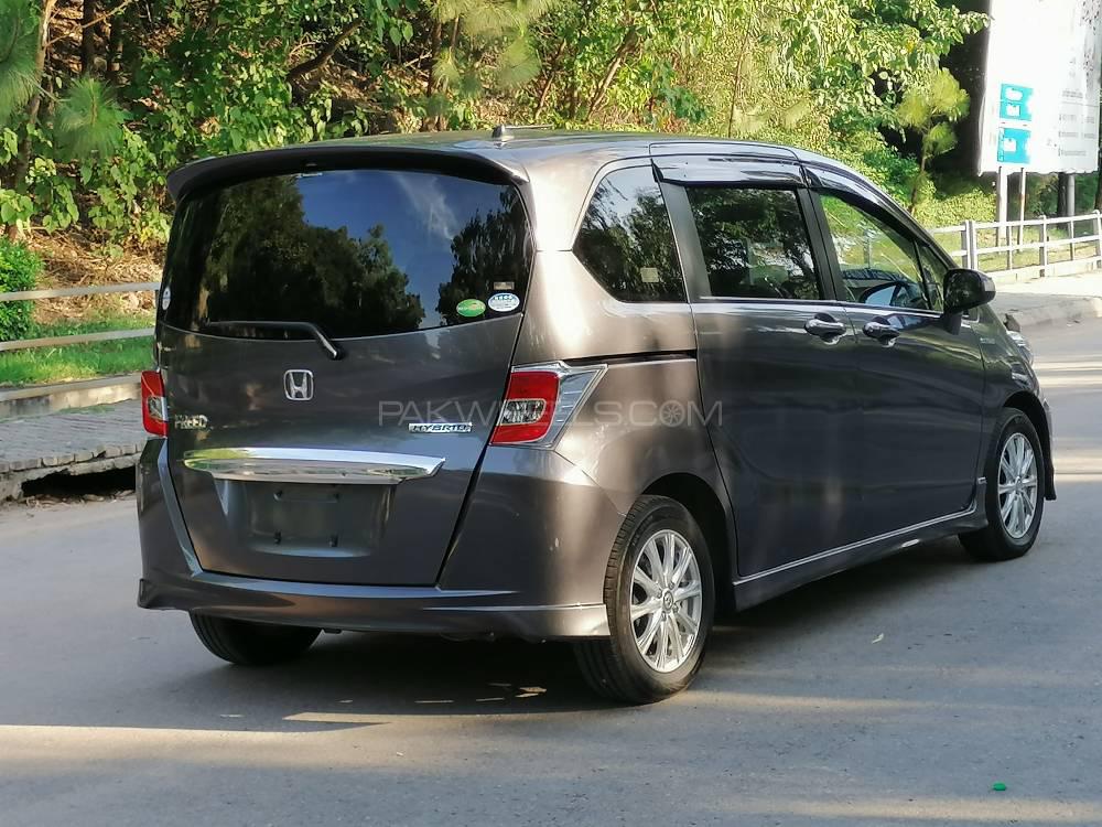 Honda Freed 2015 for Sale in Rawalpindi Honda Freed 2015 for Sale in Rawalpindi Image-6