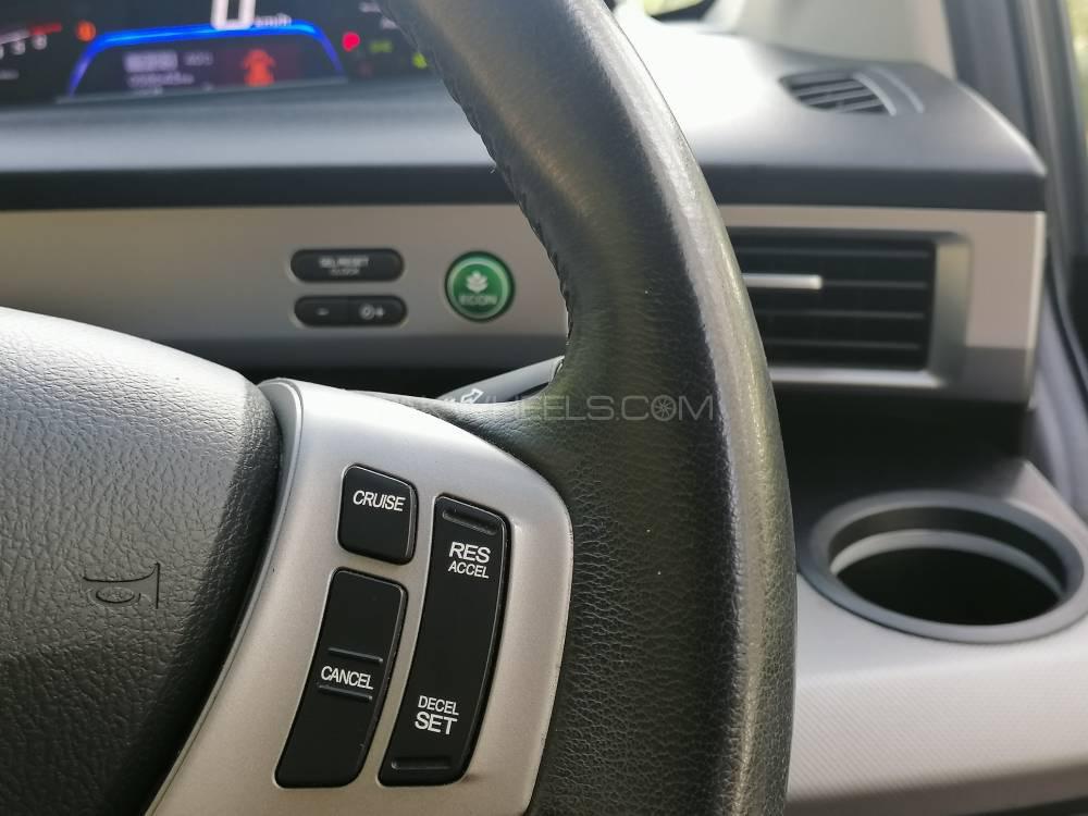 Honda Freed 2015 for Sale in Rawalpindi Honda Freed 2015 for Sale in Rawalpindi Image-16