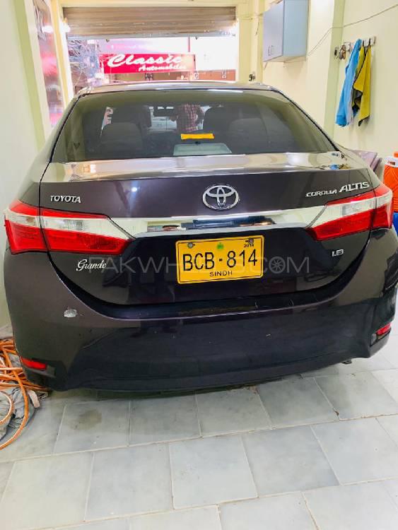 Toyota Corolla 2014 for Sale in Karachi Toyota Corolla 2014 for Sale in Karachi Image-9
