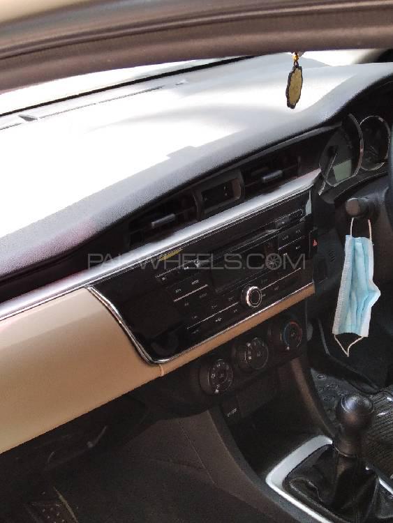 Toyota Corolla 2017 for Sale in Peshawar Toyota Corolla 2017 for Sale in Peshawar Image-7