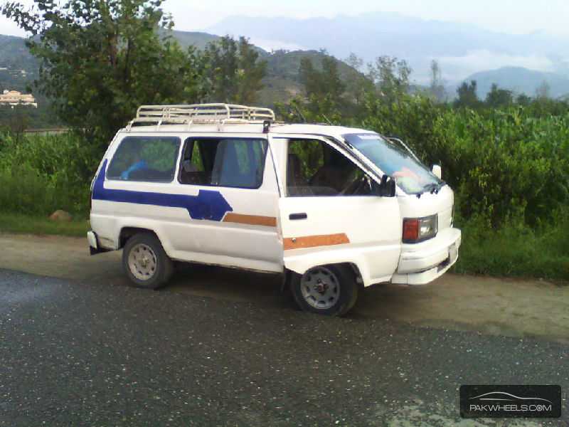 Toyota Lite Ace 1986 for Sale in Peshawar Image-1