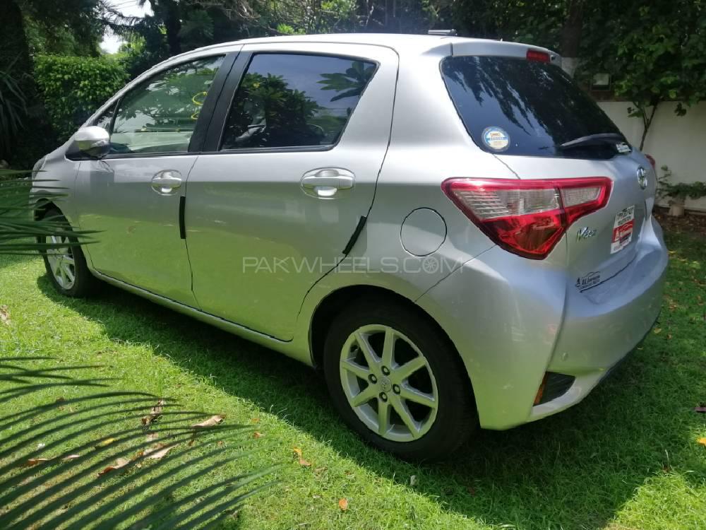 Toyota Vitz 2017 for Sale in Lahore Toyota Vitz 2017 for Sale in Lahore Image-6