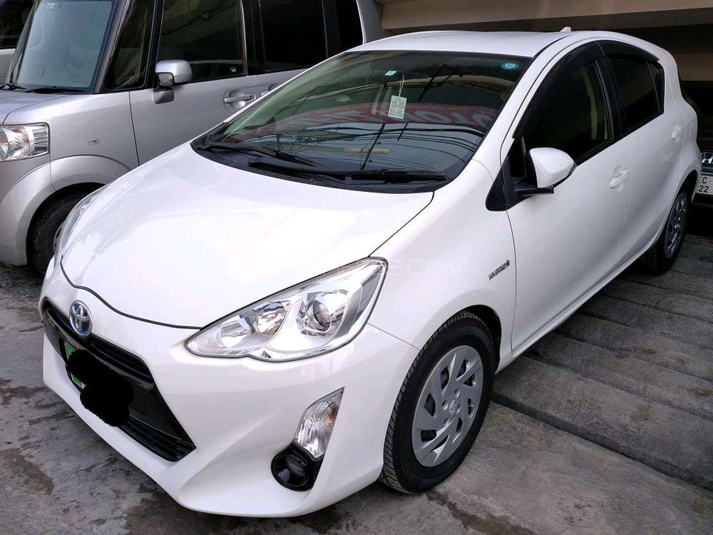 Toyota Aqua 2016 for Sale in Lahore Toyota Aqua 2016 for Sale in Lahore Image-2