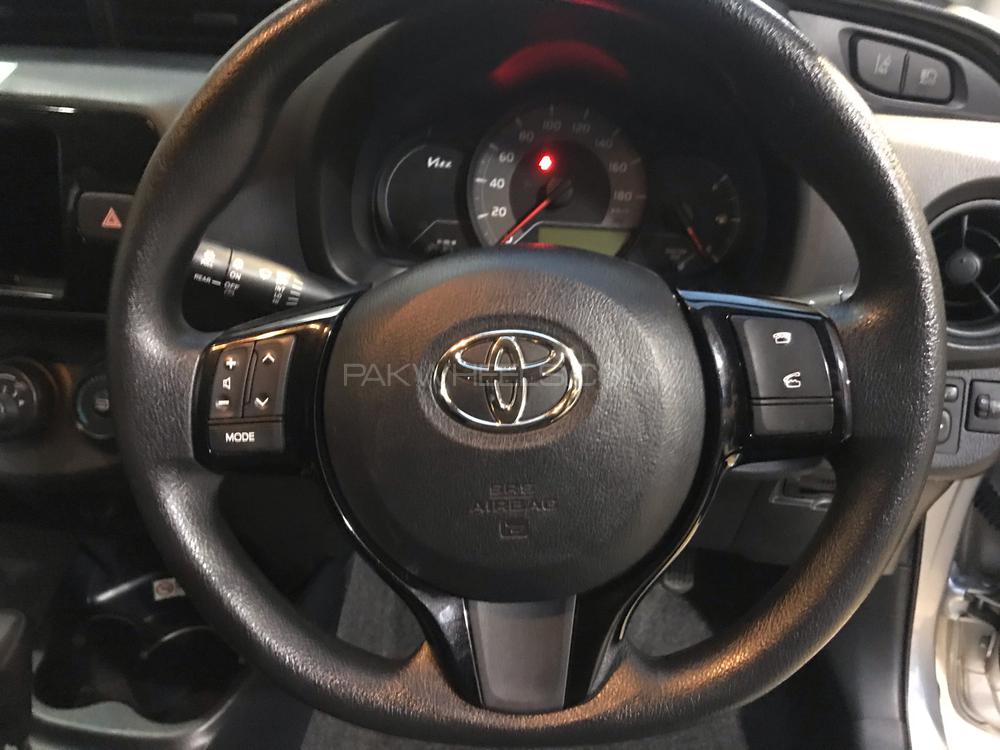 Toyota Vitz 2017 for Sale in Karachi Toyota Vitz 2017 for Sale in Karachi Image-15