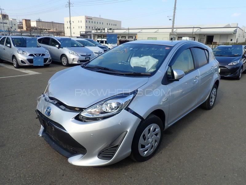 Toyota Aqua 2018 for Sale in Peshawar Toyota Aqua 2018 for Sale in Peshawar Image-6