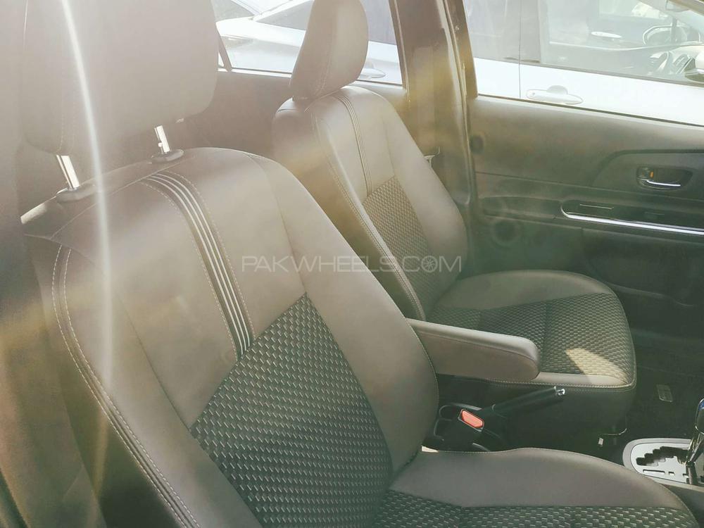 Toyota Aqua 2018 for Sale in Rawalpindi Toyota Aqua 2018 for Sale in Rawalpindi Image-9