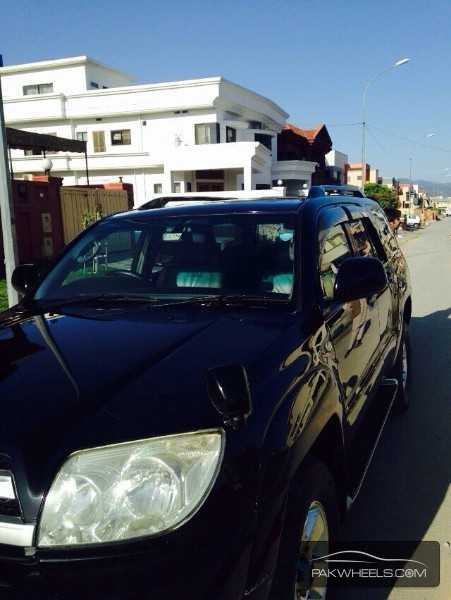 Toyota Surf 2006 for Sale in Islamabad Image-1