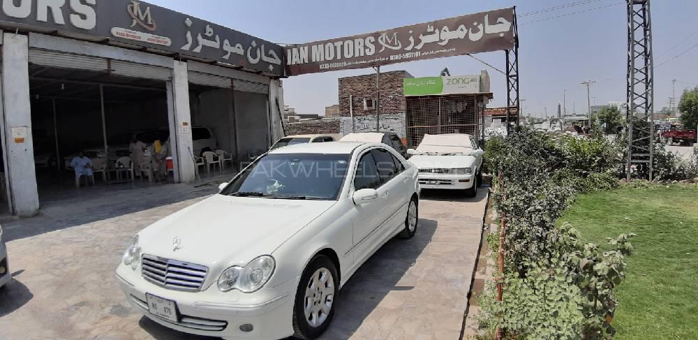 مرسڈیز بینز سی کلاس 2006 for Sale in پشاور مرسڈیز بینز سی کلاس 2006 for Sale in پشاور Image-3