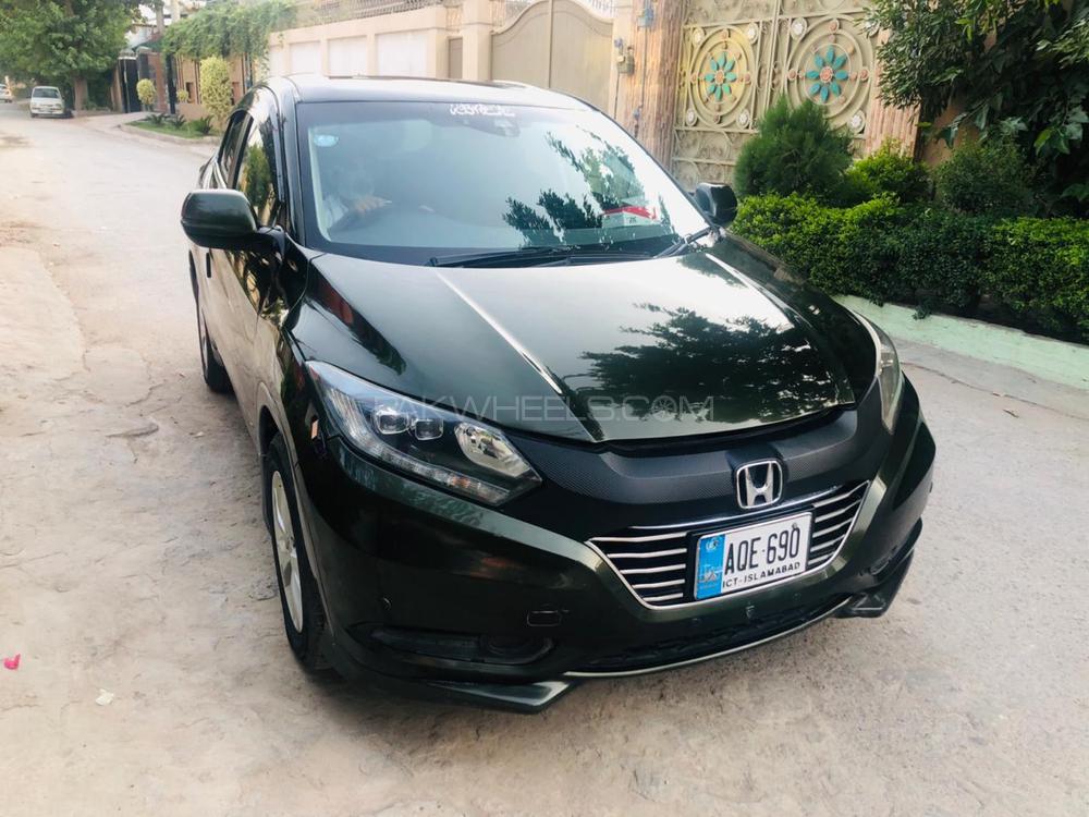 Honda Vezel 2014 for Sale in Peshawar Image-1