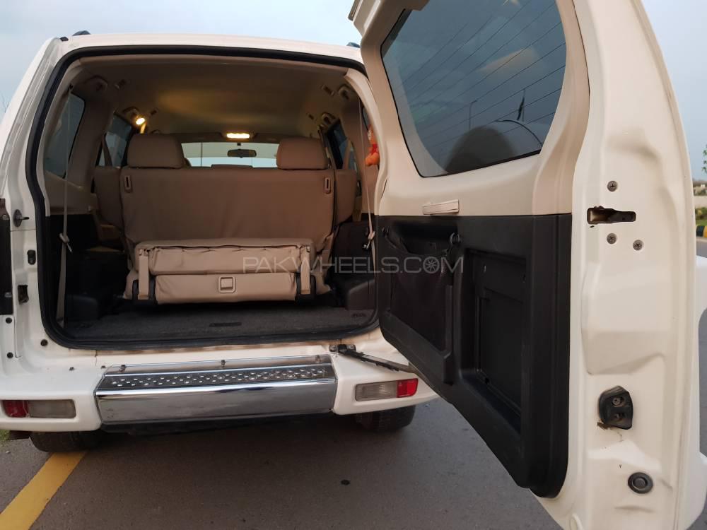 Mitsubishi Pajero 2000 for Sale in Islamabad Mitsubishi Pajero 2000 for Sale in Islamabad Image-16
