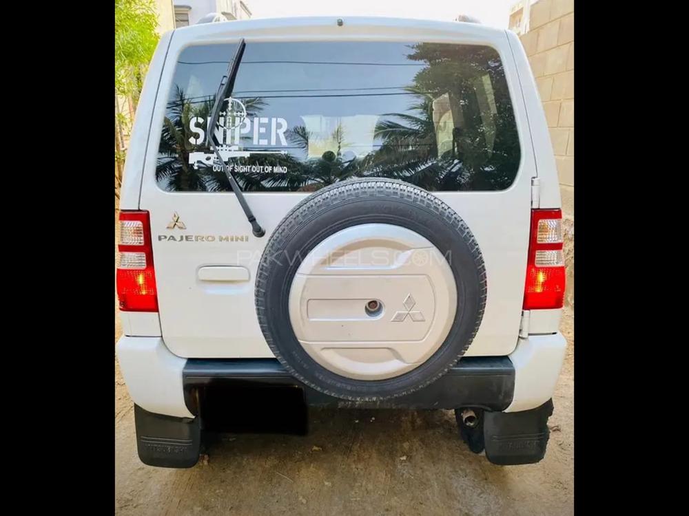 Mitsubishi Pajero Mini 2011 for Sale in Karachi Mitsubishi Pajero Mini 2011 for Sale in Karachi Image-3