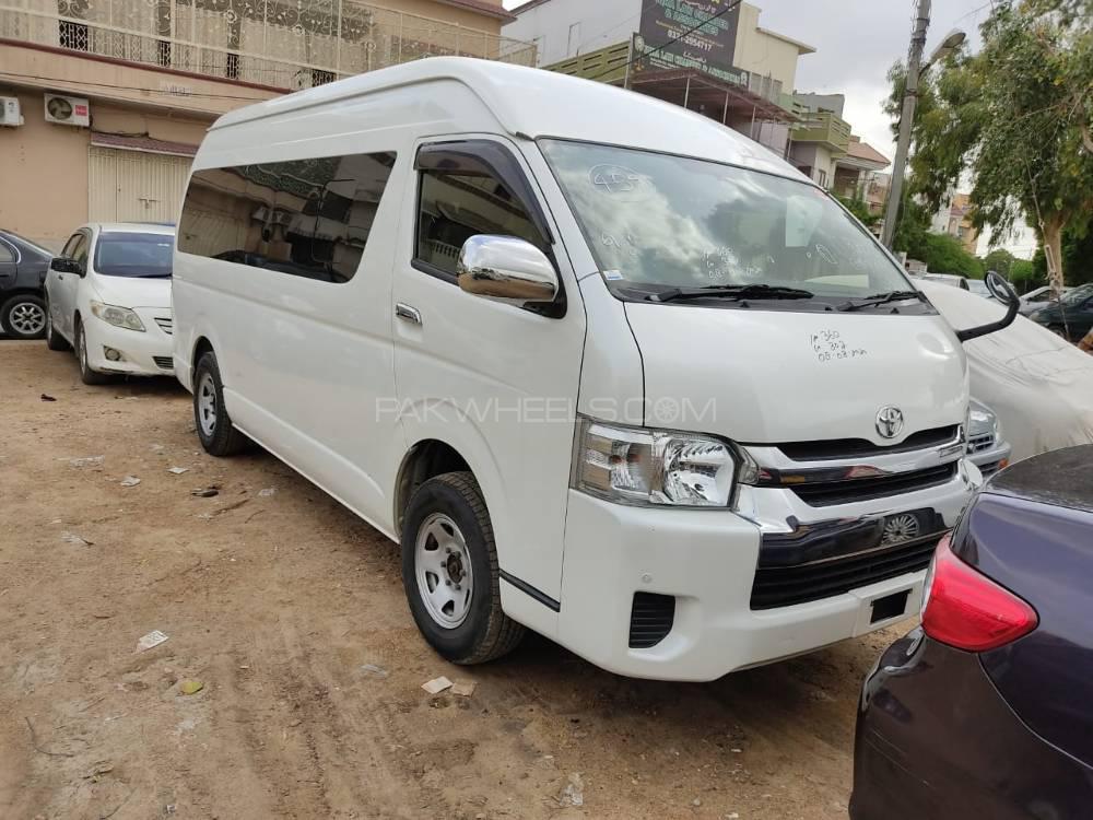Toyota Hiace 2015 for Sale in Karachi Image-1
