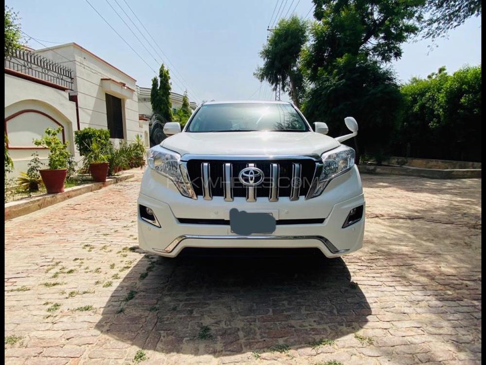 Toyota Prado 2012 for Sale in Chishtian Image-1