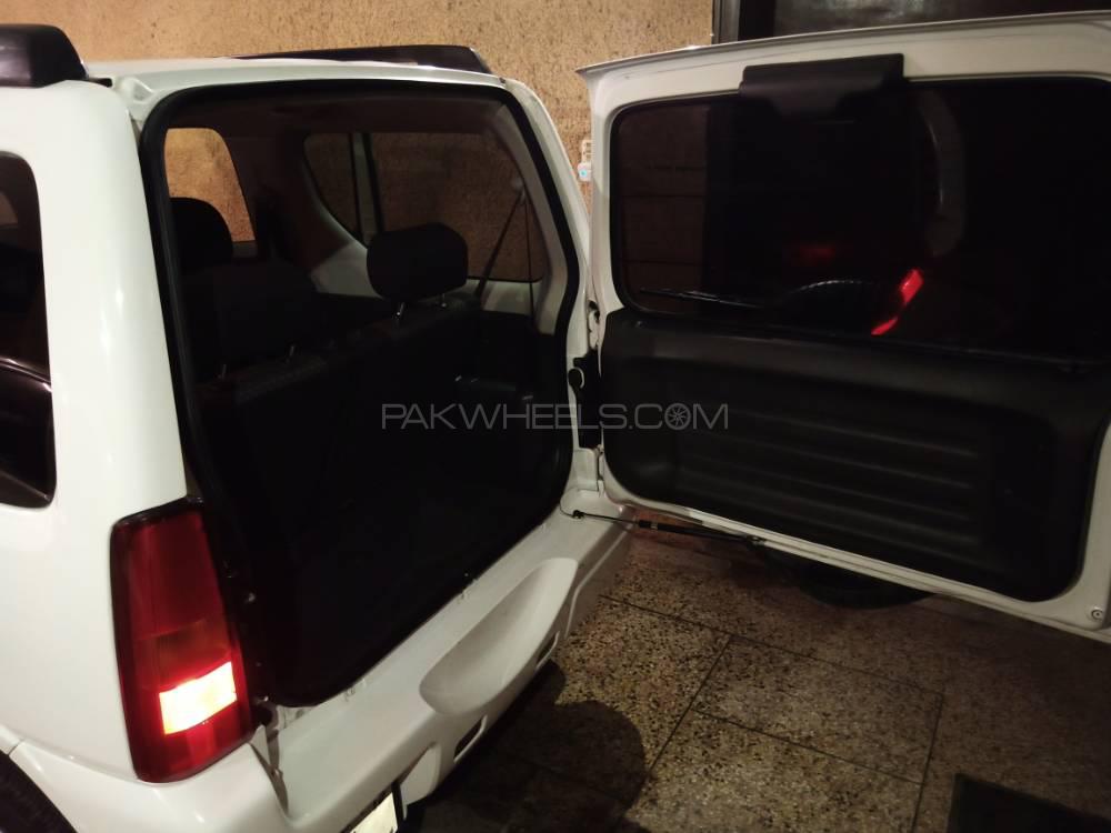 Suzuki Jimny 2011 for Sale in Lahore Suzuki Jimny 2011 for Sale in Lahore Image-15