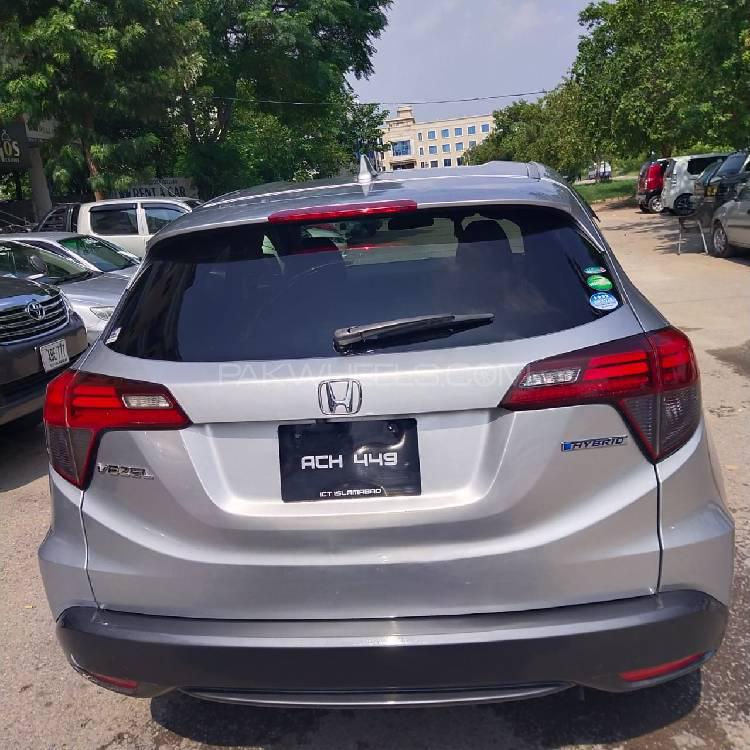 Honda Vezel 2015 for Sale in Islamabad Honda Vezel 2015 for Sale in Islamabad Image-2