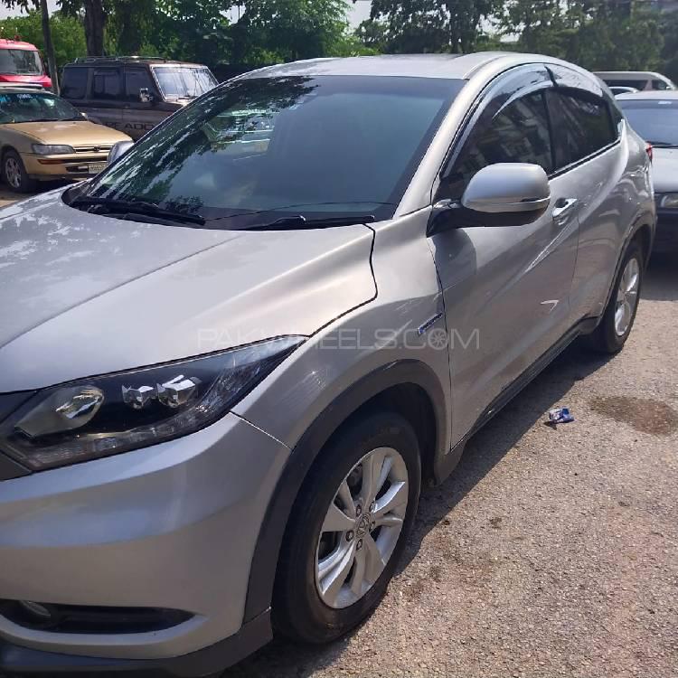 Honda Vezel 2015 for Sale in Islamabad Honda Vezel 2015 for Sale in Islamabad Image-16