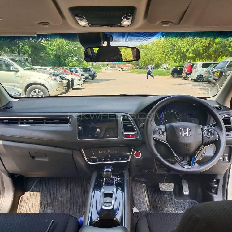 Honda Vezel 2015 for Sale in Islamabad Honda Vezel 2015 for Sale in Islamabad Image-9