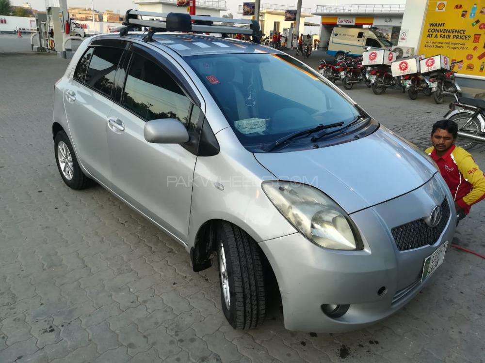 Toyota Vitz 2006 for Sale in Islamabad Image-1