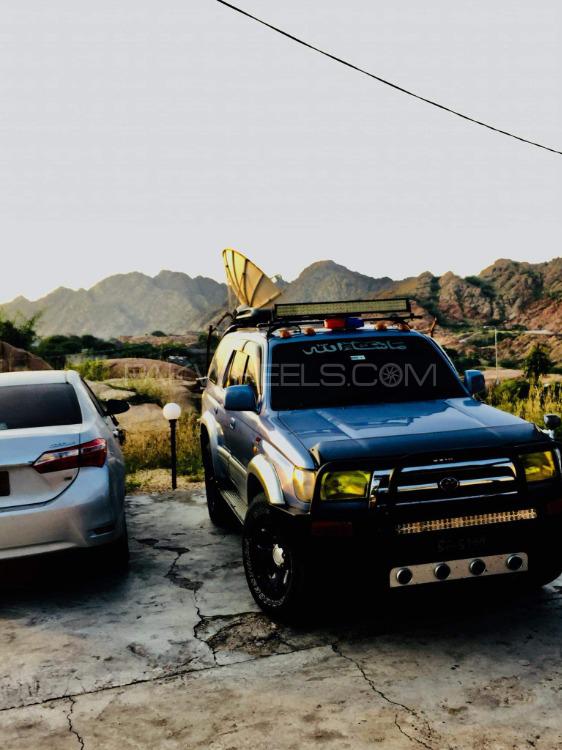 Toyota Surf - 1997  Toyota Surf - 1997  Image-2