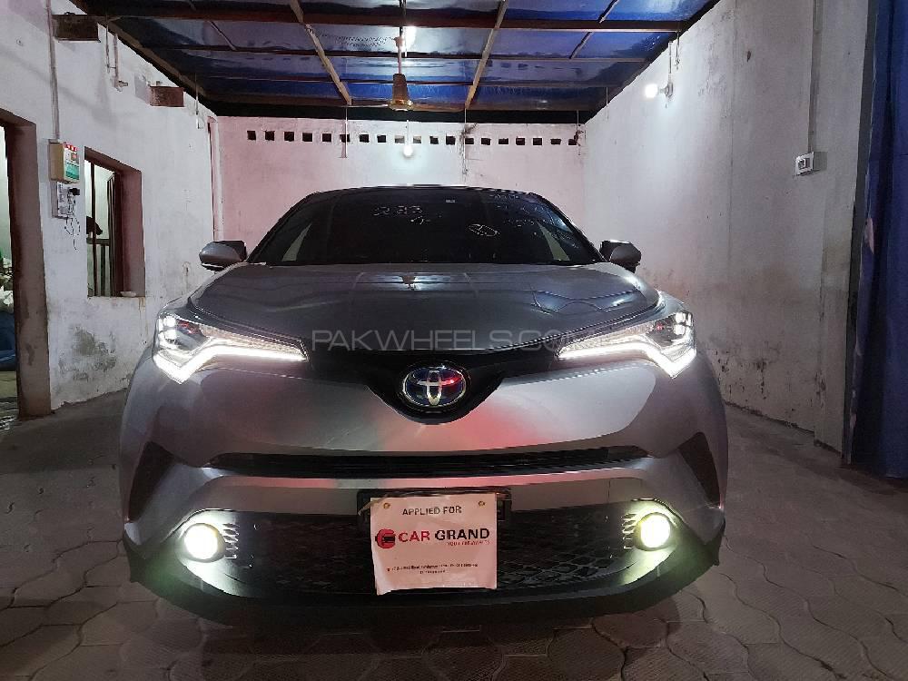 Toyota C-HR 2017 for Sale in Peshawar Image-1
