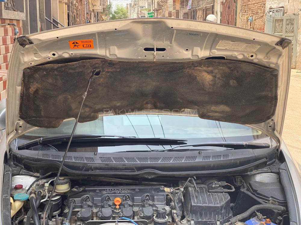 Honda Civic 2010 for Sale in Faisalabad Honda Civic 2010 for Sale in Faisalabad Image-9