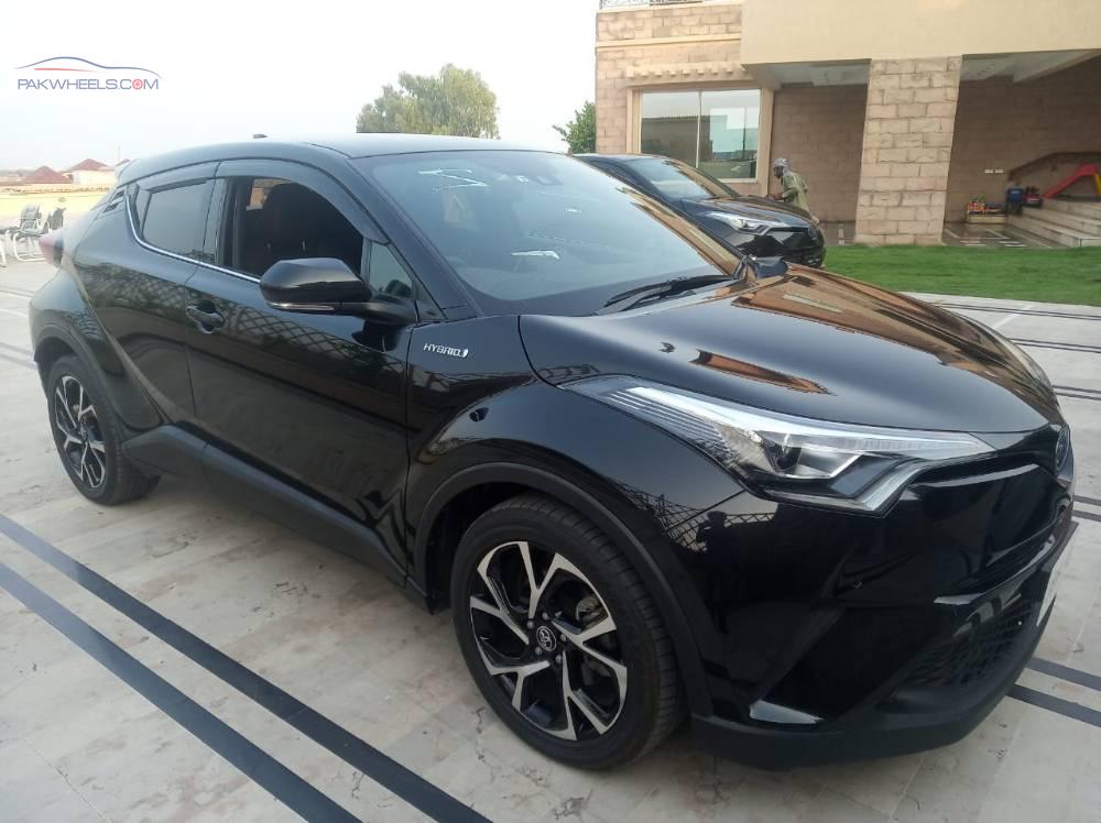 ٹویوٹا سی-ایچ آر 2018 for Sale in اسلام آباد Image-1