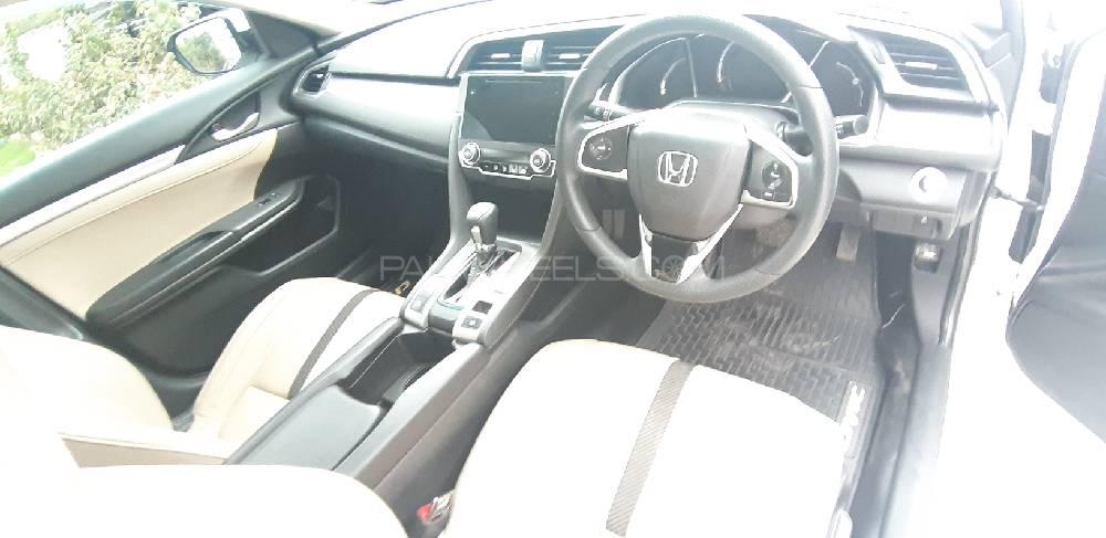 Honda Civic 2017 for Sale in Peshawar Honda Civic 2017 for Sale in Peshawar Image-10