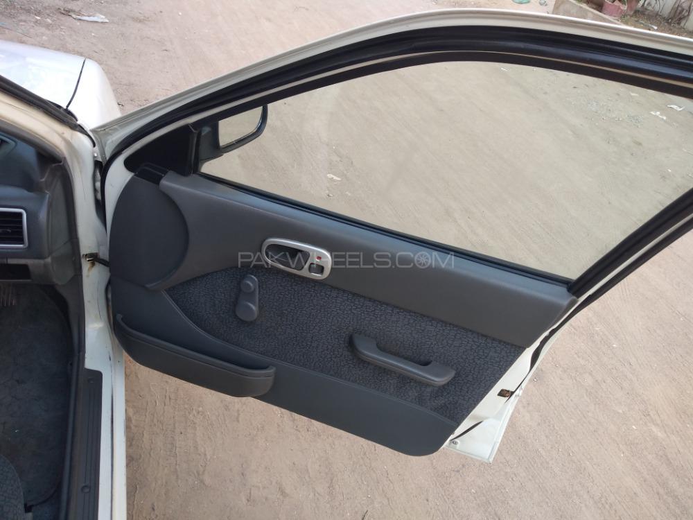 Suzuki Cultus - 2009  Suzuki Cultus - 2009  Image-12