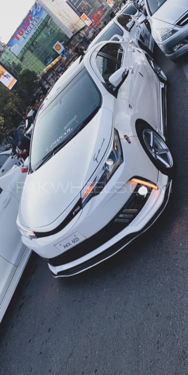 Toyota Corolla - 2018  Toyota Corolla - 2018  Image-3