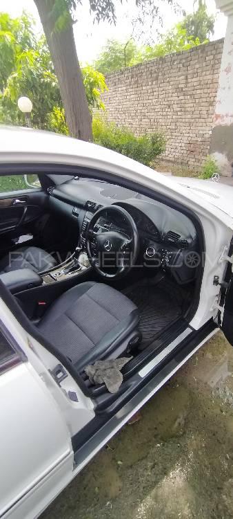 Mercedes Benz C Class 2006 for Sale in Peshawar Mercedes Benz C Class 2006 for Sale in Peshawar Image-9