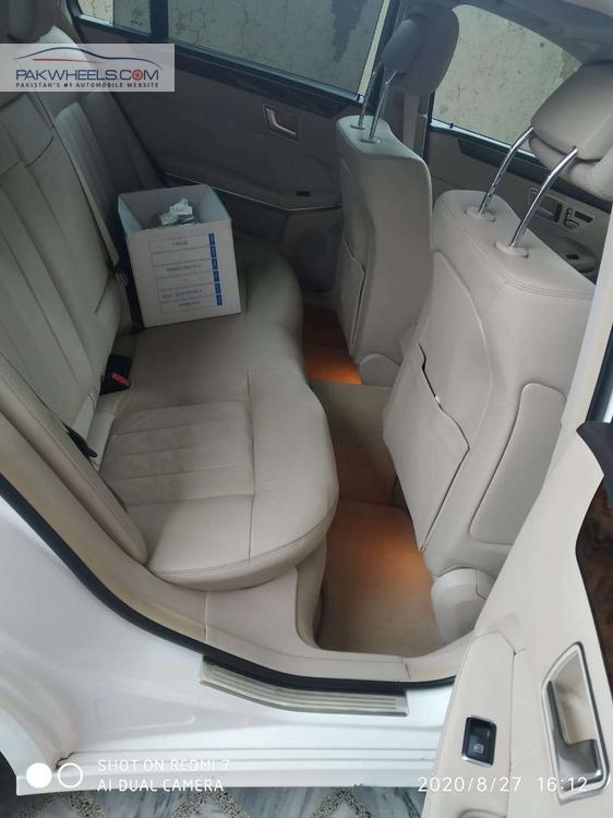 Mercedes Benz E Class 2015 for Sale in Lahore Mercedes Benz E Class 2015 for Sale in Lahore Image-8