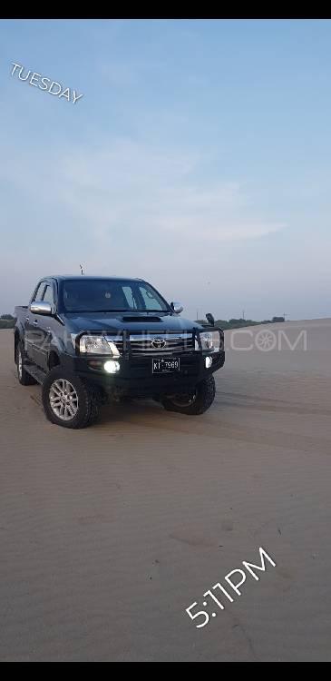 Toyota Hilux - 2012  Toyota Hilux - 2012  Image-2
