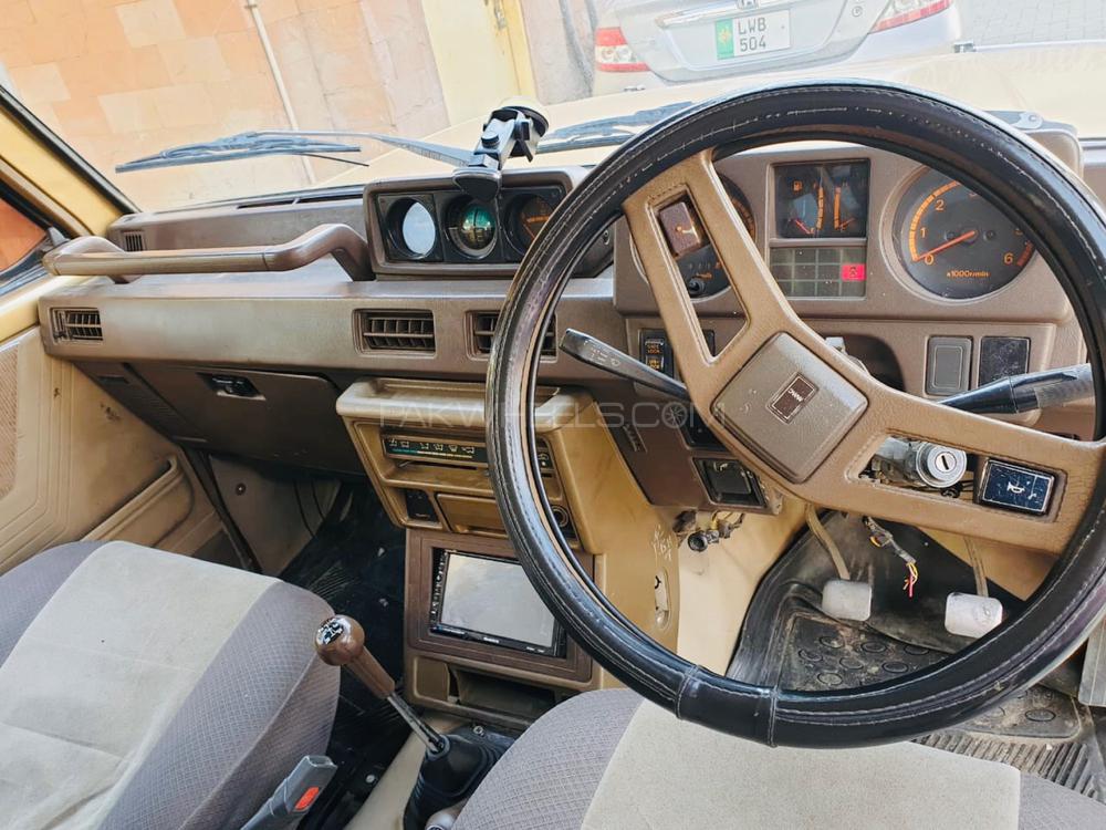مٹسوبیشی پجیرو 1987 for Sale in راولپنڈی مٹسوبیشی پجیرو 1987 for Sale in راولپنڈی Image-6