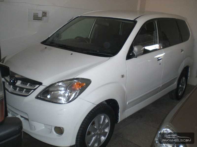 Toyota Avanza 2010 for Sale in Multan Image-1