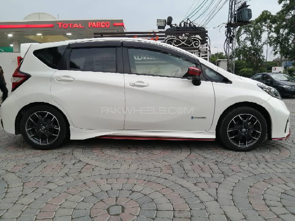 Nissan Note 2018 for Sale in Lahore Nissan Note 2018 for Sale in Lahore Image-3