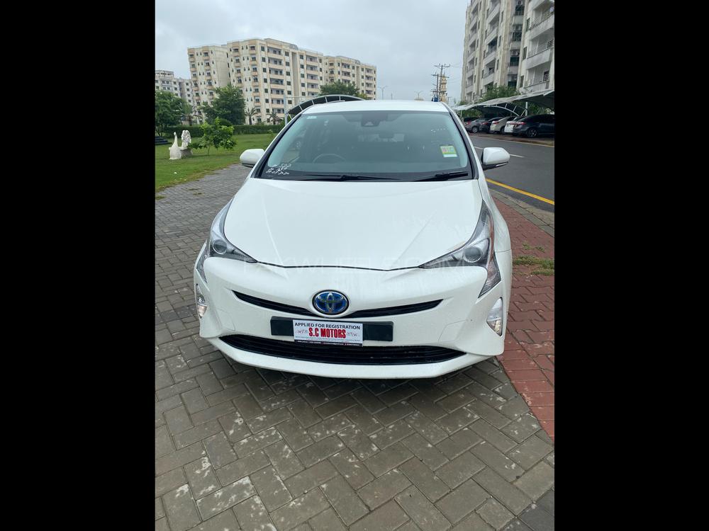 Toyota Prius 2018 for Sale in Lahore Image-1