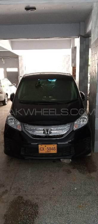 Honda Freed 2012 for Sale in Karachi Image-1