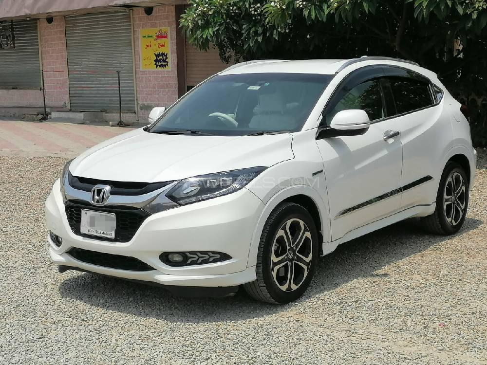 Honda Vezel 2015 for Sale in Peshawar Image-1