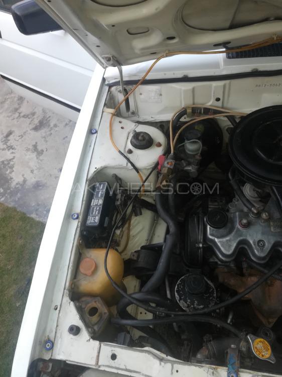 Nissan Sunny 1988 for Sale in Mardan Image-1