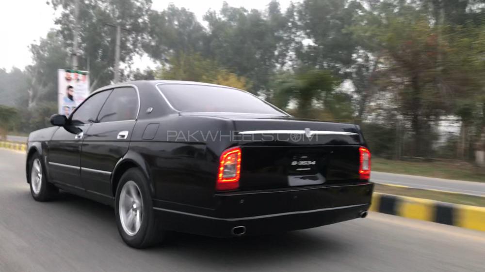 Toyota Crown - 2008  Toyota Crown - 2008  Image-2