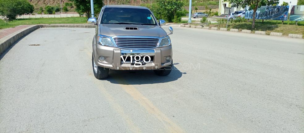 Toyota Hilux 2005 for Sale in Islamabad Image-1