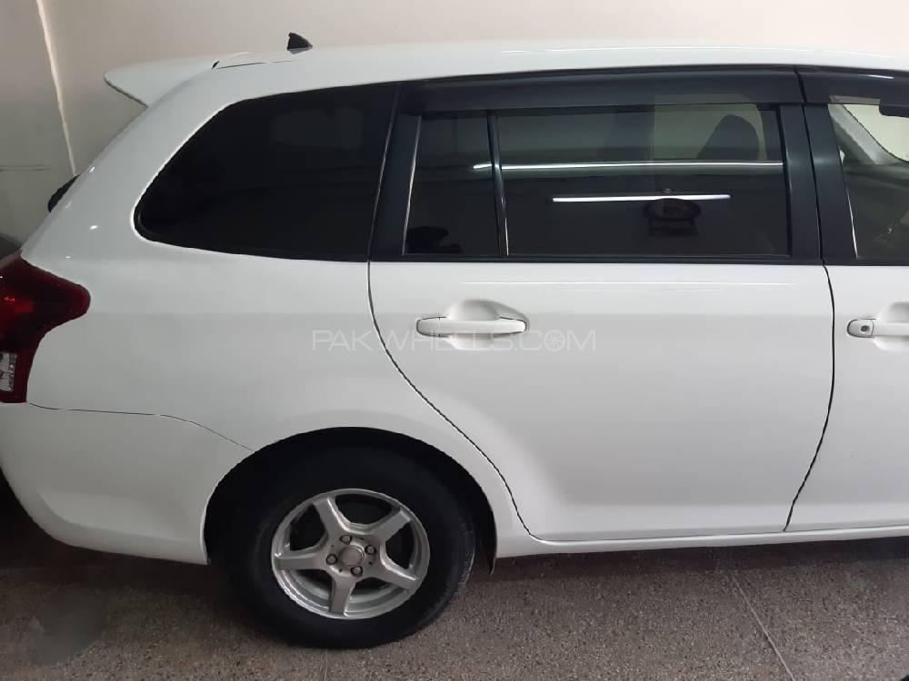Toyota Corolla Fielder 2015 for Sale in Faisalabad Toyota Corolla Fielder 2015 for Sale in Faisalabad Image-5