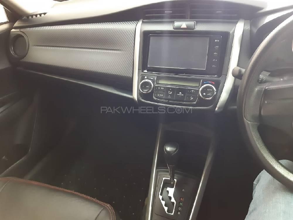 Toyota Corolla Fielder 2015 for Sale in Faisalabad Toyota Corolla Fielder 2015 for Sale in Faisalabad Image-12