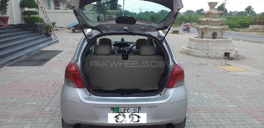 Toyota Vitz 2013 for Sale in Sahiwal Toyota Vitz 2013 for Sale in Sahiwal Image-9