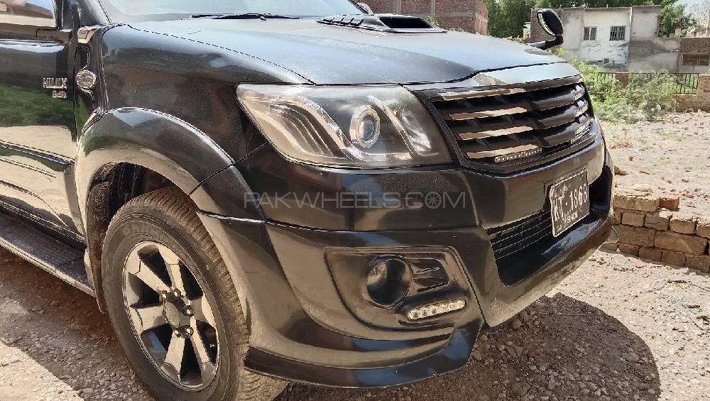 Toyota Hilux 2013 for Sale in Hyderabad Toyota Hilux 2013 for Sale in Hyderabad Image-12